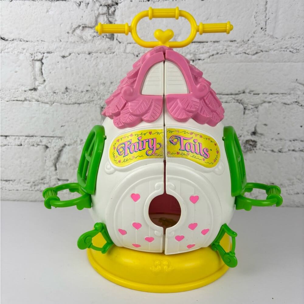 Vintage 80’s Hasbro Fairy Tales Curly Q Boutique Playset